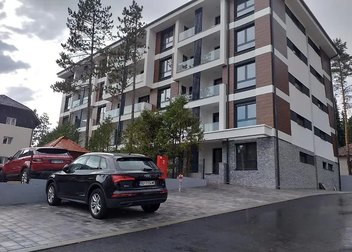 Centar * زلاتيبور